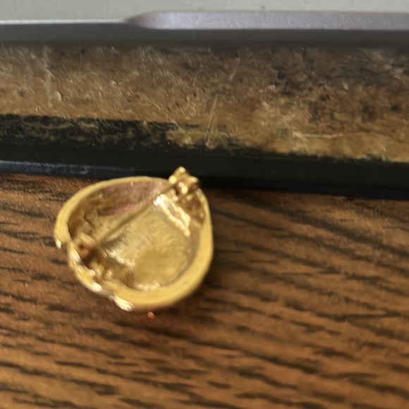 Pin - Picture 3 of 3